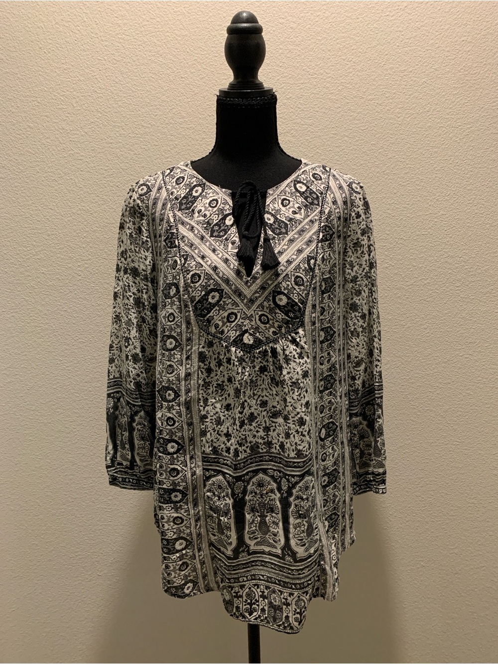 Lucky Brand Black & White Printed Peasant Blouse (Size S)